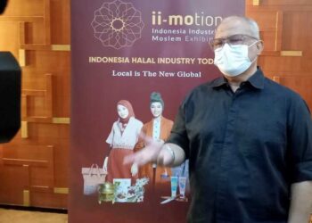 Ida Royani, Ivan Gunawan, Irfan Hakim hingga Itang Yunasz Ramaikan Pameran ii-Motion