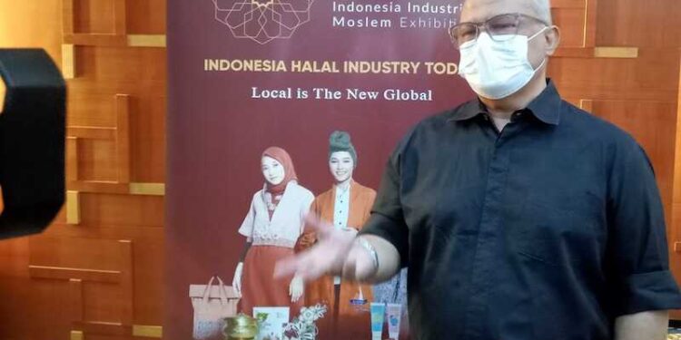 Ida Royani, Ivan Gunawan, Irfan Hakim hingga Itang Yunasz Ramaikan Pameran ii-Motion