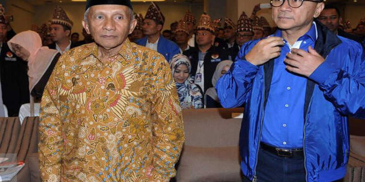 Amien Rais Deklarasikan Partai Ummat, Zulkifli: Enak Buat Saya, Saya Bahagia dan Senang