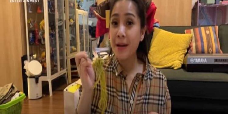 Nagita Slavina Ngidam Mie Instan, Raffi Pilih Cara Sehat
