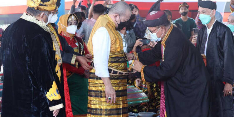 LaNyalla Dianugerahi Gelar Mia Ogena Yi Saragau oleh Kesultanan Buton