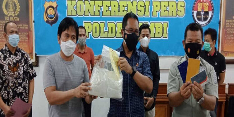 Polda Jambi Amankan Kurir Sabu-sabu 3 Kg dari Sebuah Travel