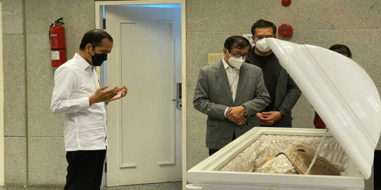 Istri Menkumham Yasonna Laoly akan Dimakamkan di San Diego Hills