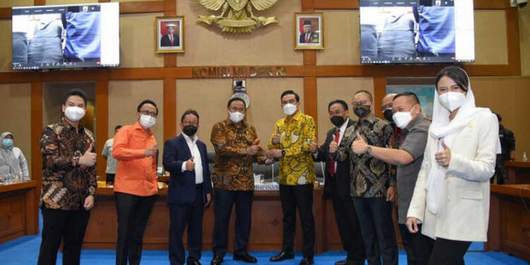 Alex Noerdin Dicopot dari Jabatan Wakil Ketua Komisi VII DPR, Posisinya Digantikan Maman Abdurrahman