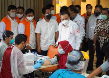 Pedagang Pasar Tanah Antusias Ikuti Vaksinasi: Dasco: Roda Perekonomian Harus Terus Berlanjut