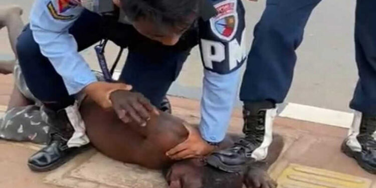 Danlanud dan Komandan Pomau JA Dimara Dicopot, Dua Oknum TNI yang Injak Warga Papua Ditahan