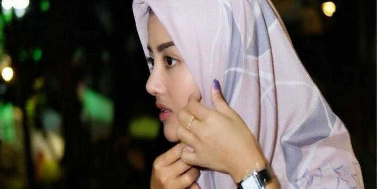 Bertarif Rp 15-30 Juta dalam Kasus Prostitusi Online, Artis VA Pakai Hijab Malah Dinyinyirin Netizen