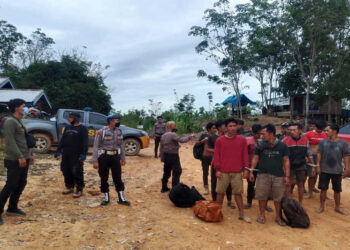 Polda Jambi Amankan 17 Pelaku Pengeboran Sumur Minyak Ilegal di Sarolangun