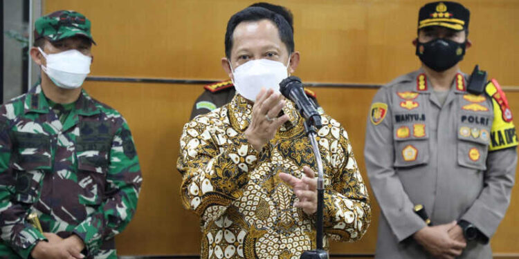 Mendagri Ajak Perusahaan Gotong Royong Bantu Masyarakat Terdampak Pandemi