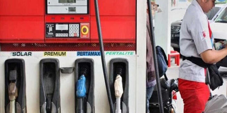 Kesulitan Dapakan BBM, Warga Minta Pertamina Salurkan Solar ke SPBU Rantau Puri