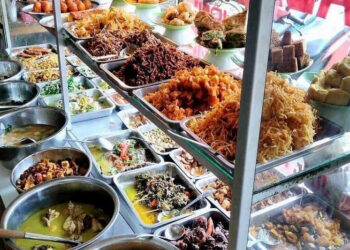 Komunitas Warteg Kritik Aturan Makan 20 Menit Selama PPKM Level 4