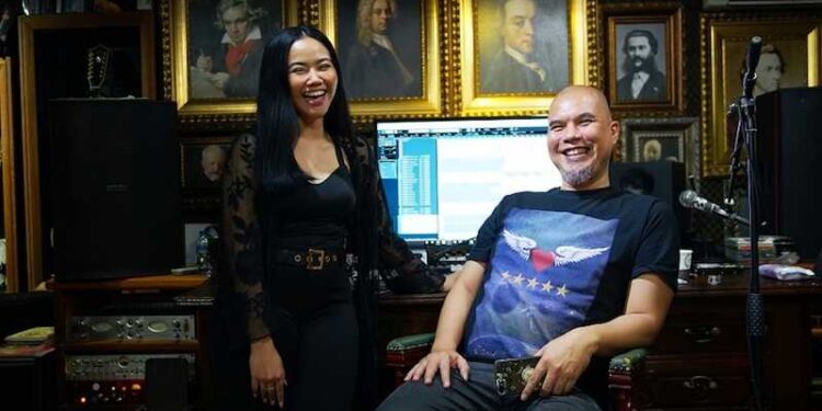 Yura Yuniar Kolaborasi Dewa 19 Menyanyikan Ulang Lagu “Kangen” dan “Risalah Hati”