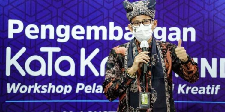 Perkuat Kolaborasi, Sandiaga Uno Ajak Pelaku Ekraf di Padang Untuk Bangkit dari Pandemi