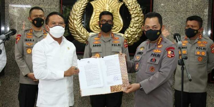 Kompetisi Sempat Terhenti, Kini Liga 1 dan 2 Akan Bergulir Kembali