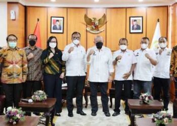 Terhadap 2.792 Aset, Ketua DPD RI Dorong Pemkot Surabaya Percepat Proses Sertifikasi