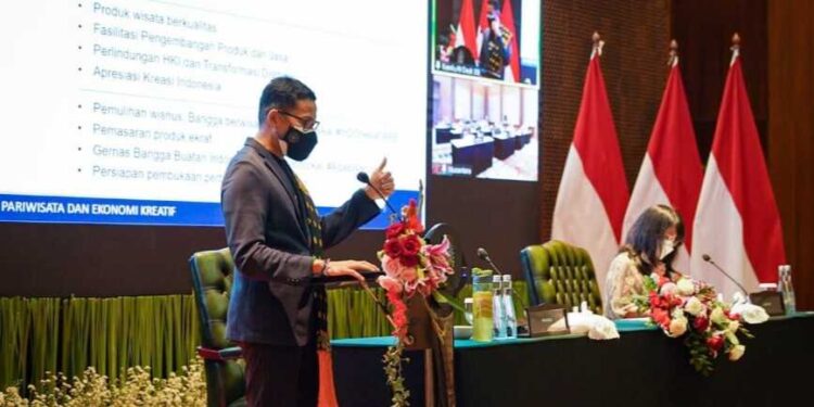 Menparekraf Paparkan Strategi Bangun Pariwisata dan Ekraf Pasca Pandemi Covid-19