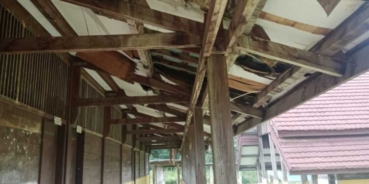 Sekolah Dasar YPK Serito Alami Kerusakan Serius, Filep Pertanyakan Kontribusi Perusahaan 