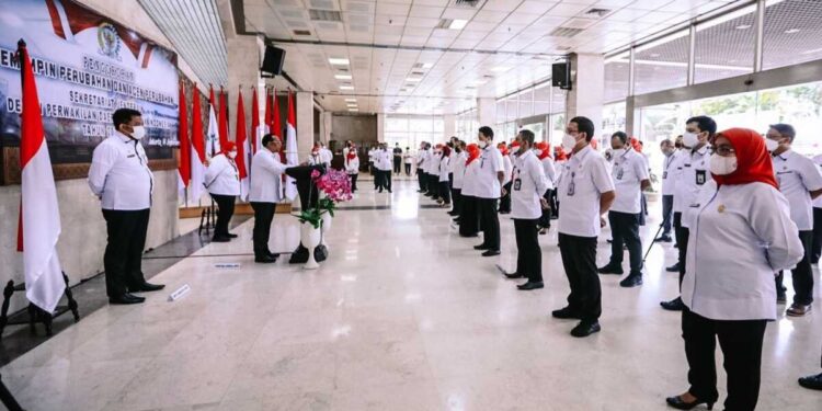 Rahman Hadi Kukuhkan Pemimpin Perubahan dan Agen Perubahan