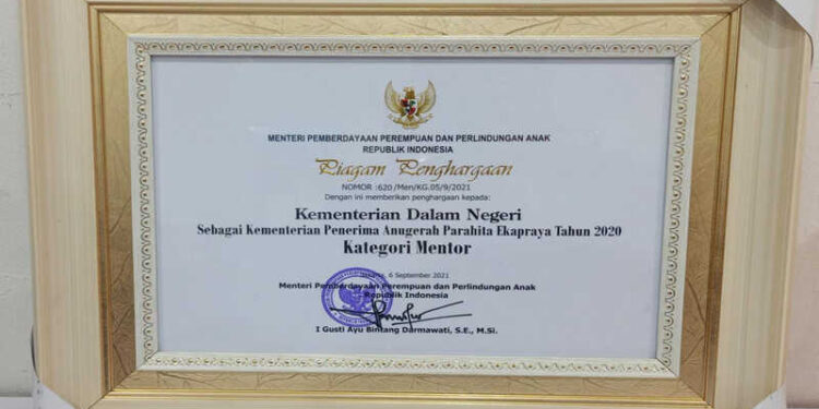 Kemendagri Raih Penghargaan Anugerah Parahita Ekapraya