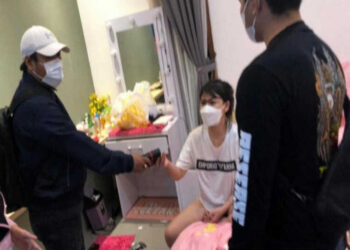 Lagi Live Bugil dan Mastubarsi di Media Sosial, Selebgram Papan Atas Berinisial RR Ditangkap