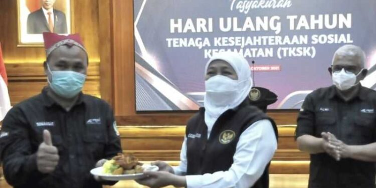 Bersama Gubernur Khofifah, TKSK Provinsi Jawa Timur Rayakan Ulang Tahun ke 12
