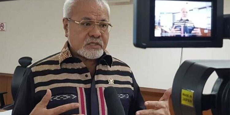 Abraham Liyanto : Pendidikan Fundamen Pembangunan Daerah