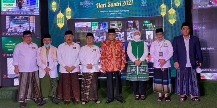 Ida Fauziyah Luncurkan Beasiswa 1000 Talenta Santri