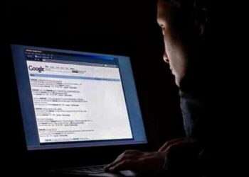 Saat WFH, Waspadai Computer Vision Syndrome