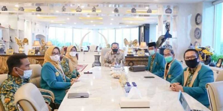 Bamsoet Minta Pemerintah Tingkatkan Kesejahteraan Guru Madrasah