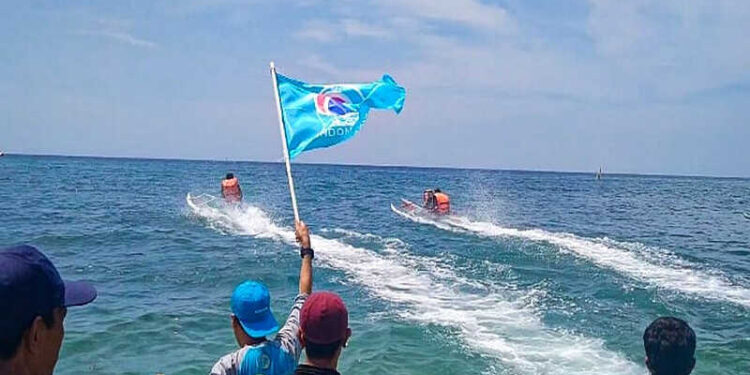 Pantai Gelora Sumbawa Gelar Kompetisi Boat Race Berhadiah Total Rp 50 Juta
