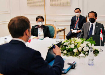 Jokowi Bertemu Presiden Prancis Bahas soal Pertahanan Hingga Perubahan Iklim