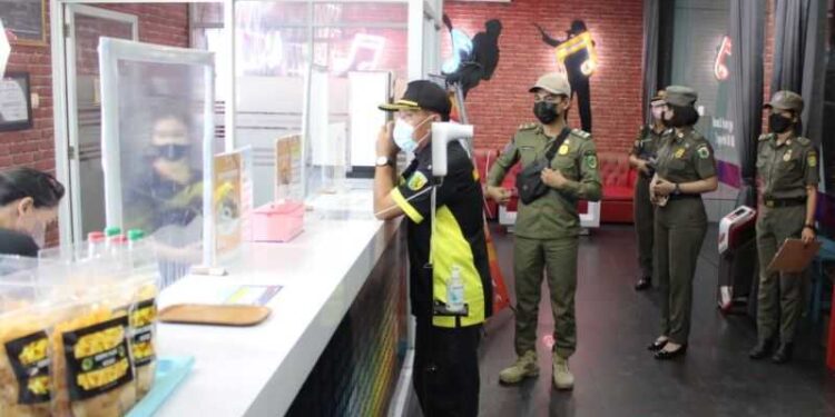 Saat Razia Prokes, Malah Ditemukan Tempat Hiburan Tak Miliki Izin