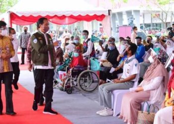 Masih Rendah dari Target Nasional, Jokowi Minta Pemprov Kalsel Percepat Vaksinasi