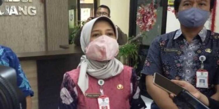 Yuli Ajak Masyarakat Lumajang Untuk Ubah gaya Hidup Sehat