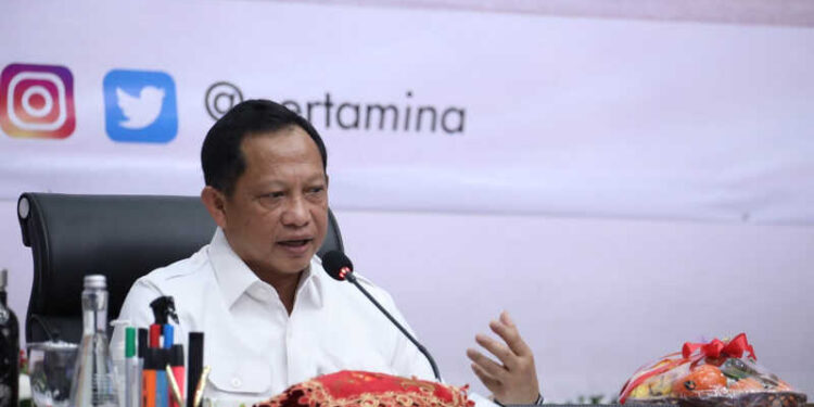 Mendagri Minta Kepala Daerah Dukung Pembangunan Program Pertashop di Desa