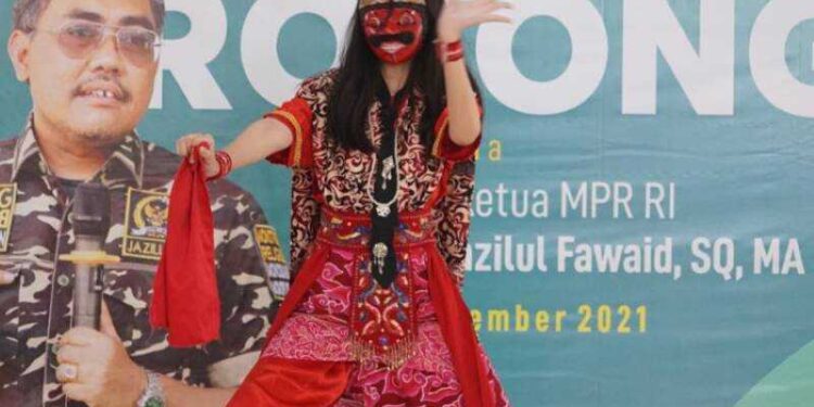 Guz Jalil : Pemerintah Hidupkan Kembali Seni Tradisional Warisan Leluhur