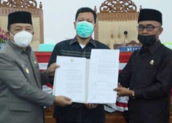 Delapan Fraksi DPRD Kabupaten Seluma Setujui RPJMD 2021-2026 Jadi Perda