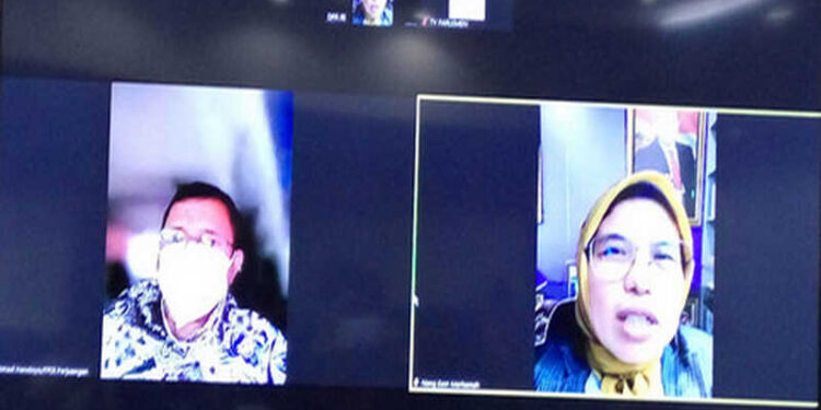 Jadi Polemik di Masyarakat, DPR Curigai Syarat Penggunaan PCR sebagai Lahan Bisnis