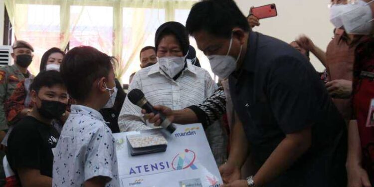 Kunjungi Manado, Mensos Risma Berikan Dukungan ATENSI Untuk Warga Rentan