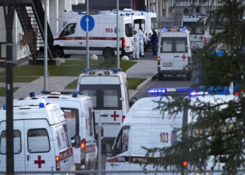 Rusia ‘Diamuk’ Covid-19, Putin Keluarkan Dekrit Libur Kerja Massal