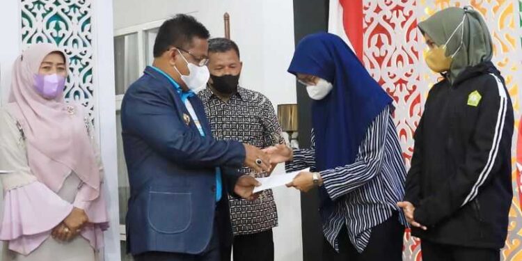 Aminullah Sambut Kedatangan Para Pahlawan Olahraga Kebanggan Banda Aceh