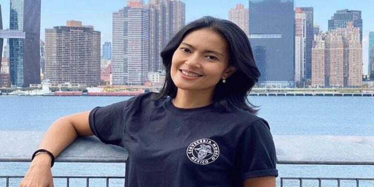 Lola Amaria di New York Kuliah Singkat Pendidikan Humaniora dan Bisnis