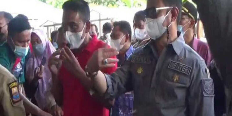 Mentan Syahrul Usir Wartawan di Jambi Saat Tinjau Gudang Pinang