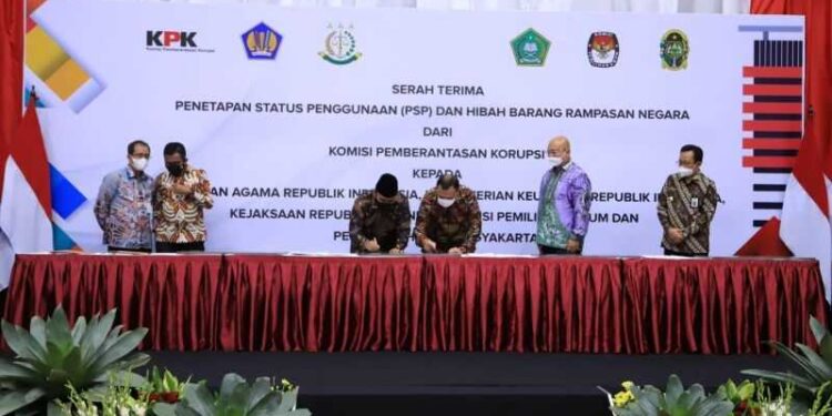 KPK Hibahkan Sebidang Tanah Kepada Kemenag