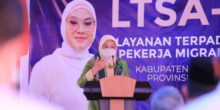 Menaker Apresiasi LTSA Sebagai Bentuk Komitmen Peningkatkan Mutu Pelayanan Calon PMI