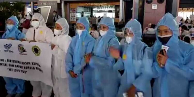 Melalui Bandara Internasional Soekarno-Hatta, Menaker Lepas PMI ke Taiwan