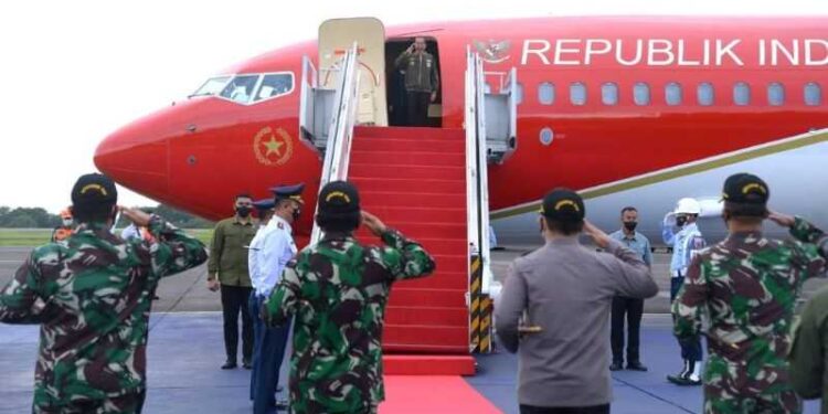 Tiba di NTB, Presiden RI Joko Widodo Langsung Kunjungi Pit Building Sirkuit Mandalika