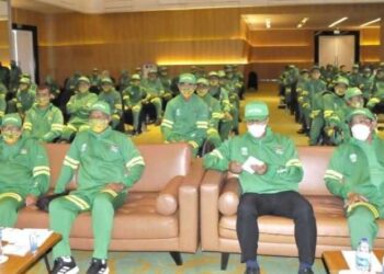 Wakili Khofifah, Supratomo Lepas Atlet Jatim Berlaga di Peparnas XVI Papua