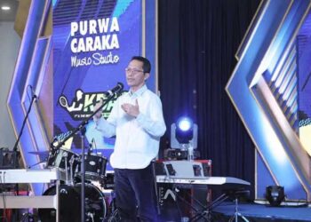 Bidang Musik, Amsakar Berikan Motivasi Kepada Anak-Anak Batam