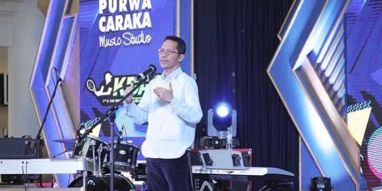 Bidang Musik, Amsakar Berikan Motivasi Kepada Anak-Anak Batam